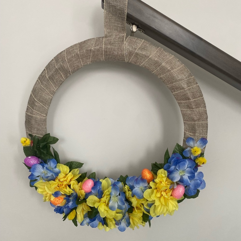 Hand made 17” Spring Easter Colorful Eggs.🌼 Spring Home Decor Wreath⭐️ Host Pick